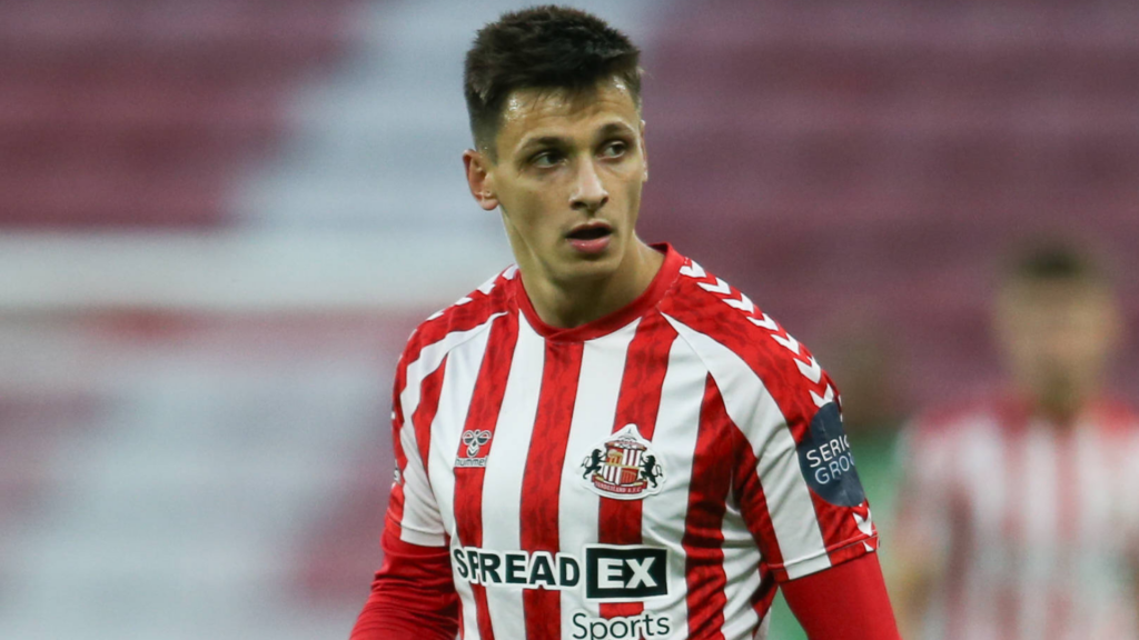 Nazariy Rusyn playing for Sunderland