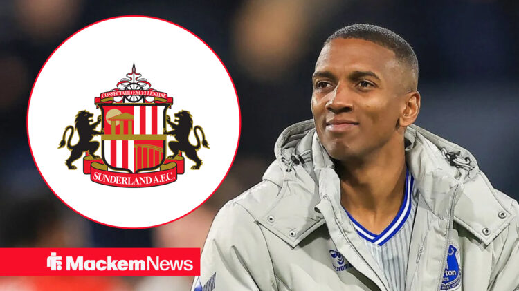 Ashley Young, Sunderland badge