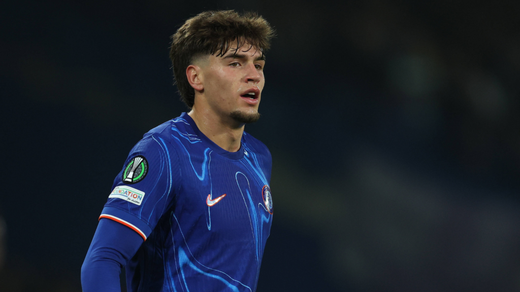 Marc Guiu playing in the Conference League for Chelsea