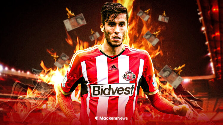 Ricky Alvarez wearing a Sunderland shirt