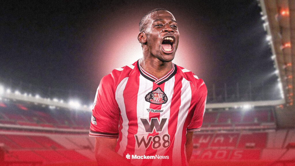 Nordi Mukiele celebrates in Sunderland kit
