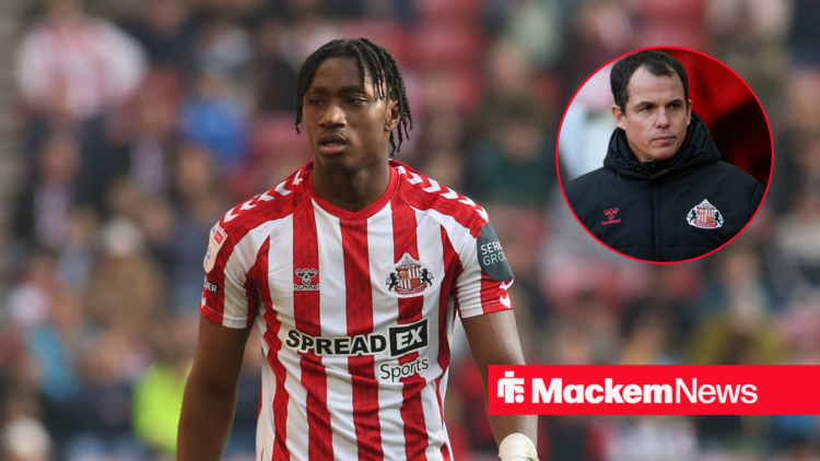 Romain Mundle playing for Sunderland with Regis Le Bris in a circular inset