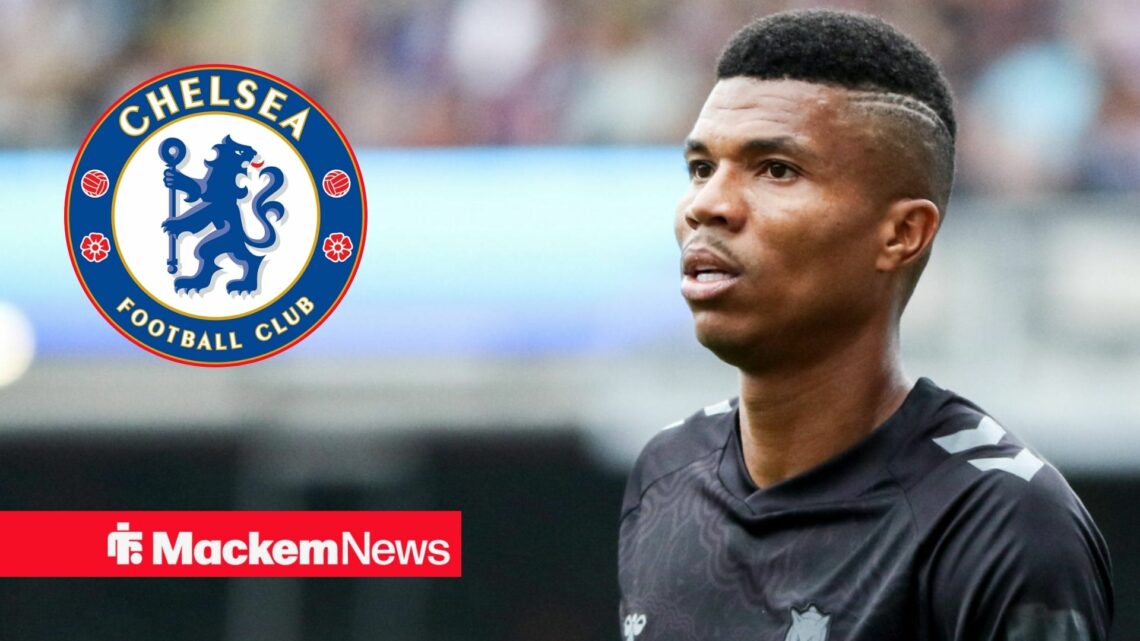 Reinildo alongside a circle inset of the Chelsea badge.