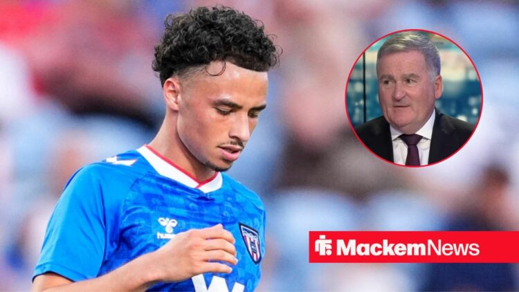 Chemsdine Talbi playing for Sunderland with Richard Keys in frame