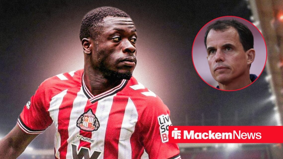 Brian Brobbey in a Sunderland shirt, Regis Le Bris looking moody.