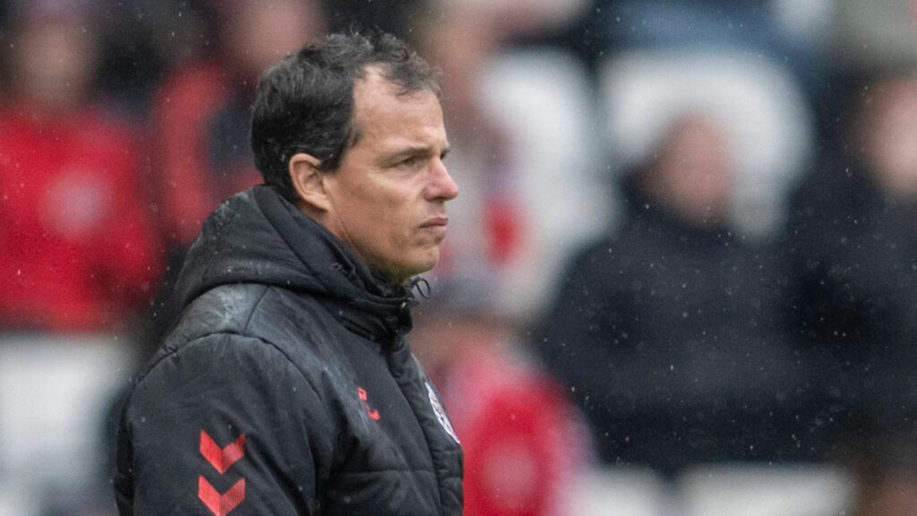 Regis Le Bris looking frustrated