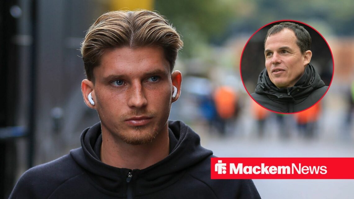 Dennis Cirkin and Regis Le Bris looking at each other