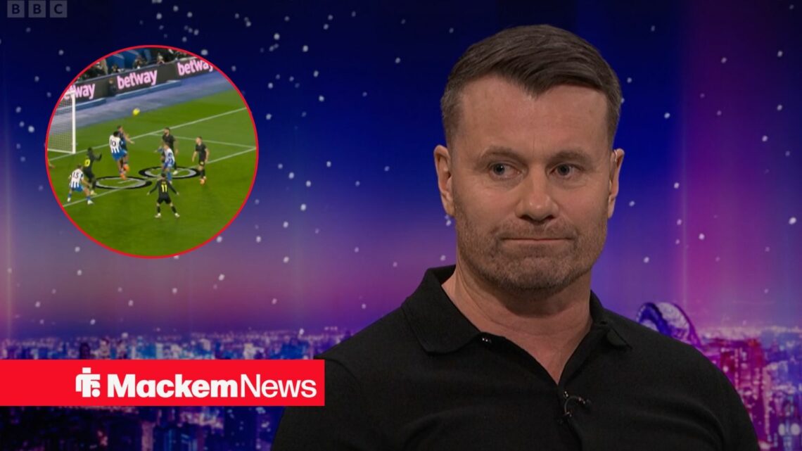 Shay Given and a circular inset of Sunderland playing Brighton