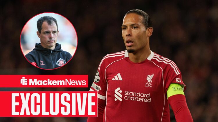 Virgil van Dijk in action, Sunderland boss Regis Le Bris looking angry.