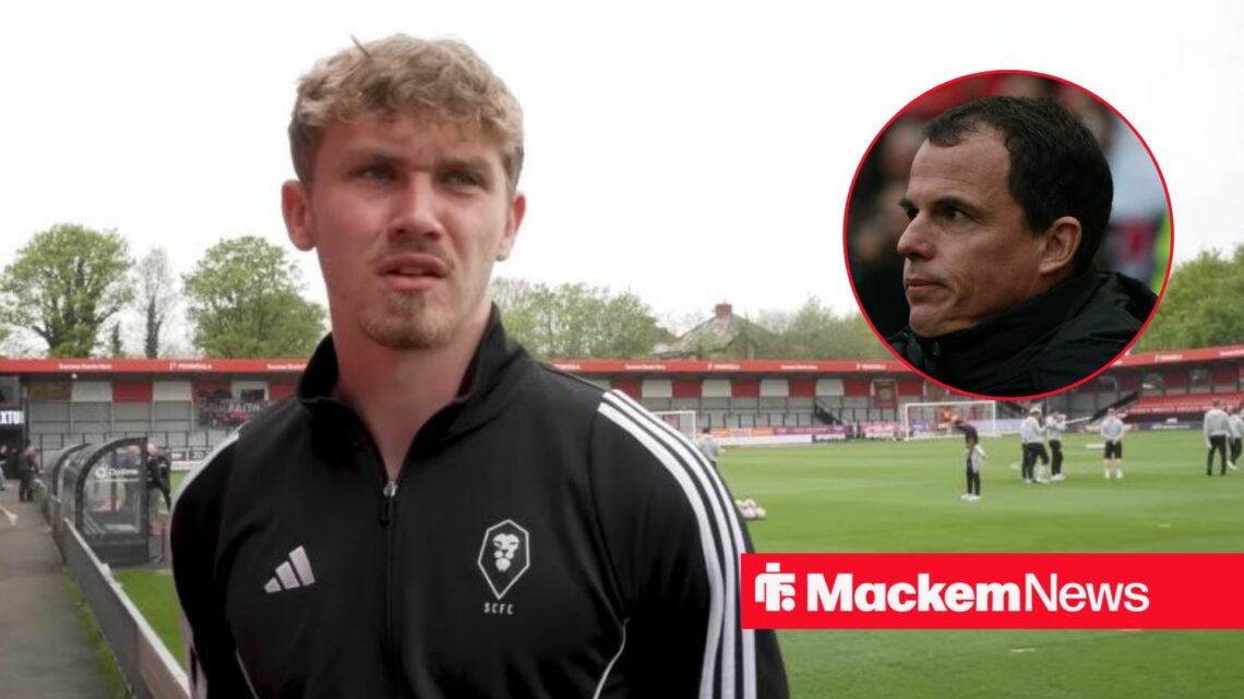 Matt Young next to Regis Le Bris