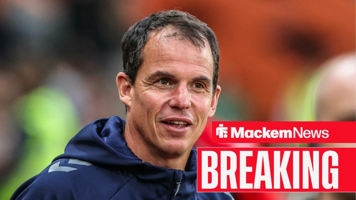 Sunderland boss Regis Le Bris smiling.