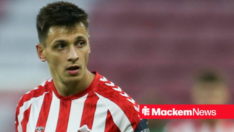Nazariy Rusyn playing for Sunderland in the EFL Championship
