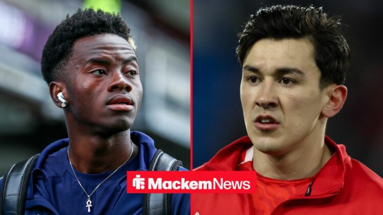 Simon Adingra looking on alongside Luke O'Nien in action for Sunderland