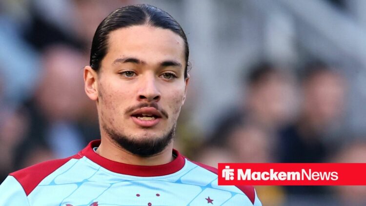 Anis Hadj Moussa playing for Feyenoord vs NAC