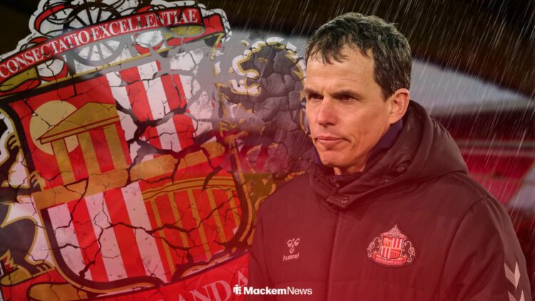 Regis Le Bris with cracked Sunderland badge