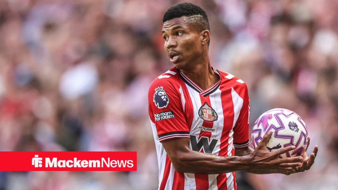 Reinildo playing for Sunderland